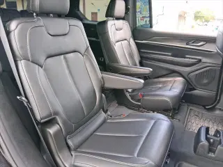 Jeep Grand Cherokee L 2025 4x2 Limited 4dr SUV