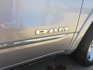 Ram 1500 2019 4x4 Limited 4dr Crew Cab 5.6 ft. SB Pickup