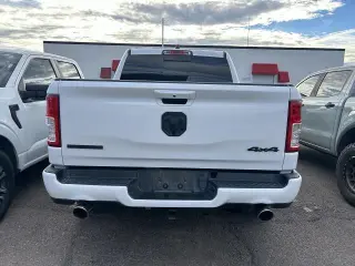 Ram 1500 2021 4x4 Lone Star 4dr Crew Cab 5.6 ft. SB Pickup