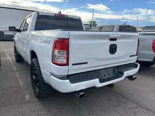 Ram 1500 2021 4x4 Lone Star 4dr Crew Cab 5.6 ft. SB Pickup