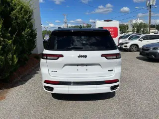 Jeep Grand Cherokee L 2024 4x4 Summit 4dr SUV