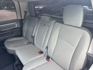 Ram 1500 Classic 2023 4x2 SLT 4dr Crew Cab 5.5 ft. SB Pickup