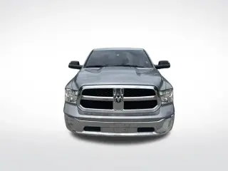 Ram 1500 Classic 2023 4x2 SLT 4dr Crew Cab 5.5 ft. SB Pickup