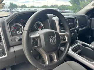 Ram 1500 Classic 2023 4x2 SLT 4dr Crew Cab 5.5 ft. SB Pickup