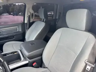 Ram 1500 Classic 2023 4x2 SLT 4dr Crew Cab 5.5 ft. SB Pickup