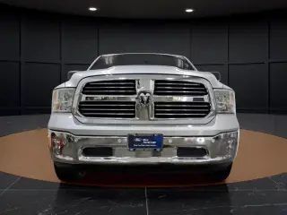 Ram 1500 2017 4x4 SLT 4dr Crew Cab 5.5 ft. SB Pickup