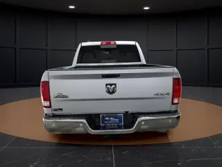 Ram 1500 2017 4x4 SLT 4dr Crew Cab 5.5 ft. SB Pickup