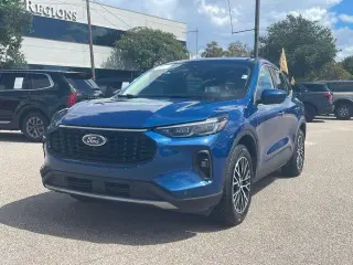 Ford Escape Plug-In Hybrid 2023 Base 4dr SUV