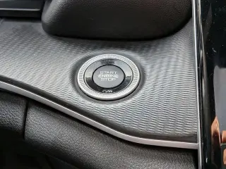 Jeep Grand Cherokee 2023 4x4 Laredo 4dr SUV