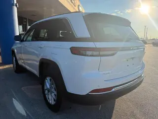 Jeep Grand Cherokee 2025 4x4 Laredo 4dr SUV