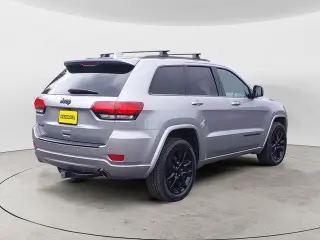 Jeep Grand Cherokee 2018 4x4 Laredo 4dr SUV