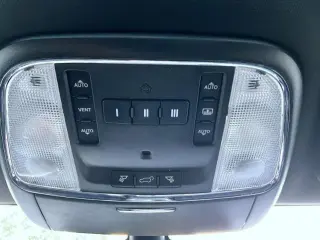 Jeep Grand Cherokee 2014 4x4 Overland 4dr SUV