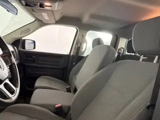 Ram 1500 2017 4x2 Express 4dr Quad Cab 6.3 ft. SB Pickup