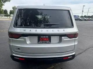Jeep Wagoneer L 2023 4x4 Series II 4dr SUV