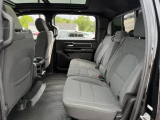 Ram 1500 2019 4x4 Big Horn 4dr Crew Cab 5.6 ft. SB Pickup
