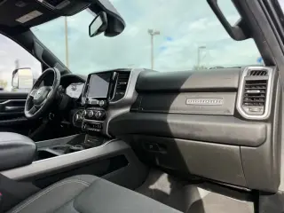 Ram 1500 2019 4x4 Big Horn 4dr Crew Cab 5.6 ft. SB Pickup