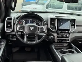 Ram 1500 2019 4x4 Big Horn 4dr Crew Cab 5.6 ft. SB Pickup