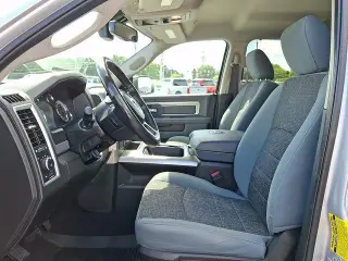 Ram 1500 Classic 2019 4x4 SLT 4dr Crew Cab 5.5 ft. SB Pickup