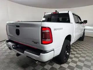 Ram 1500 2021 4x4 Big Horn 4dr Crew Cab 5.6 ft. SB Pickup