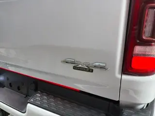 Ram 1500 2021 4x4 Big Horn 4dr Crew Cab 5.6 ft. SB Pickup