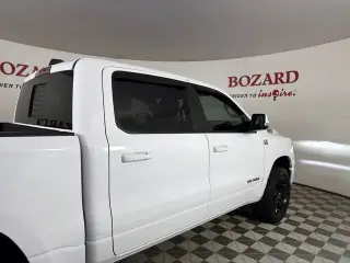 Ram 1500 2021 4x4 Big Horn 4dr Crew Cab 5.6 ft. SB Pickup