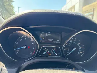 Ford Focus 2014 Titanium 4dr Hatchback