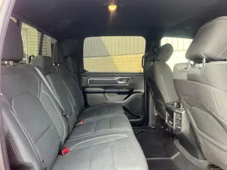 Ram 1500 2019 4x4 Big Horn 4dr Crew Cab 5.6 ft. SB Pickup