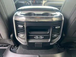 Ram 1500 2019 4x4 Big Horn 4dr Crew Cab 5.6 ft. SB Pickup