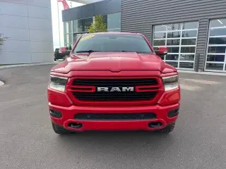 Ram 1500 2019 4x4 Big Horn 4dr Crew Cab 5.6 ft. SB Pickup