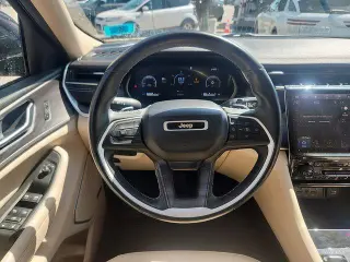 Jeep Grand Cherokee L 2021 4x4 Limited 4dr SUV