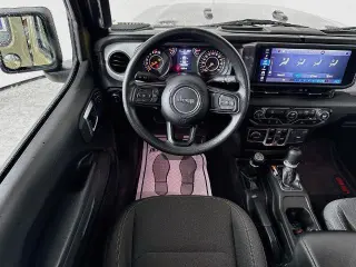 Jeep Gladiator 2025 4x4 Sport 4dr Crew Cab 5.0 ft. SB