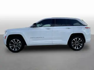 Jeep Grand Cherokee 2023 4x4 Overland 4dr SUV