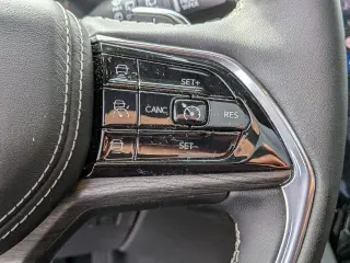 Jeep Grand Cherokee 2025 4x4 Overland 4dr SUV