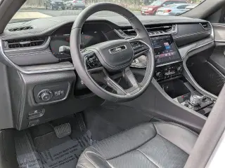 Jeep Grand Cherokee 2025 4x4 Overland 4dr SUV