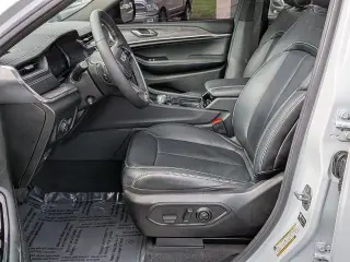 Jeep Grand Cherokee 2025 4x4 Overland 4dr SUV