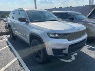 Jeep Grand Cherokee L 2025 4x4 Laredo 4dr SUV