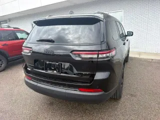 Jeep Grand Cherokee L 2025 4x4 Laredo 4dr SUV