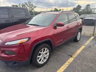 Jeep Cherokee 2016 4x4 Latitude 4dr SUV