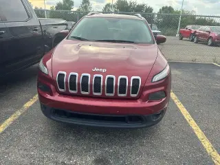 Jeep Cherokee 2016 4x4 Latitude 4dr SUV