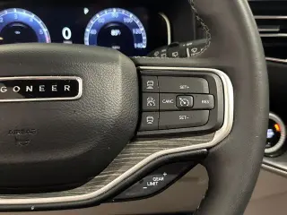 Jeep Wagoneer 2024 4x2 Series II 4dr SUV