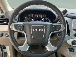 GMC Yukon XL 2015 4x4 SLT 4dr SUV