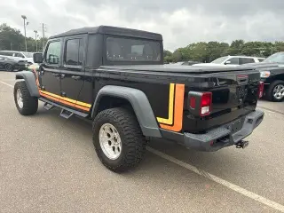 Jeep Gladiator 2020 4x4 Sport 4dr Crew Cab 5.0 ft. SB