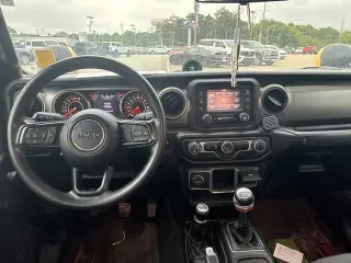 Jeep Gladiator 2020 4x4 Sport 4dr Crew Cab 5.0 ft. SB