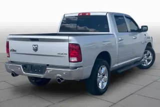 Ram 1500 2016 4x4 SLT 4dr Crew Cab 5.5 ft. SB Pickup