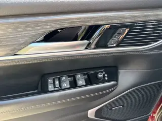 Jeep Wagoneer 2024 4x2 Series II 4dr SUV
