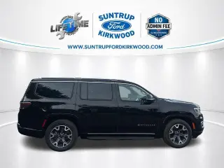 Jeep Wagoneer 2023 4x4 Series III 4dr SUV