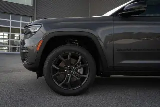 Jeep Grand Cherokee L 2025 4x4 Limited 4dr SUV