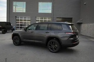 Jeep Grand Cherokee L 2025 4x4 Limited 4dr SUV