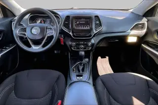 Jeep Cherokee 2019 Latitude 4dr SUV