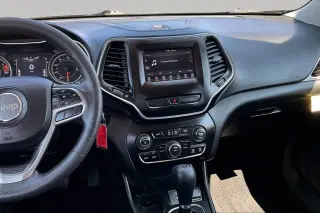 Jeep Cherokee 2019 Latitude 4dr SUV